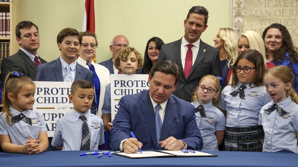 Florida Teachers can Discuss Sexual Orientation and Gender ID Under 'Don't Say Gay' Bill Settlement