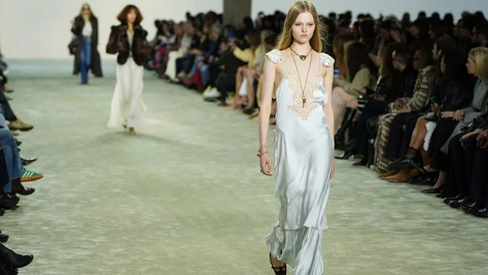 Chloé Collection Goes with the Flow as Kamali Flaunts the Blouse at Paris Fashion Week