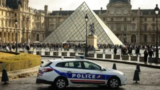 4 More Arrested in $102M Louvre Jewel Heist, Paris Prosecutor Says
